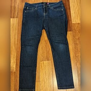 Torrid skinny jeans short length